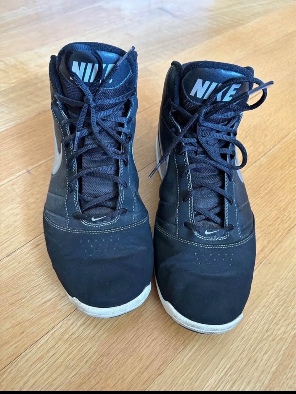 Nike Air Max Turnaround Men’s Black High-Top Athletic Shoes